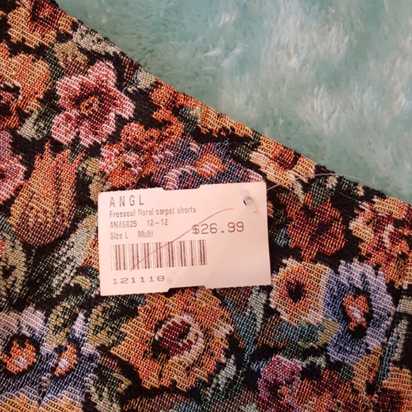 Phanuel shorts - Picture 6 of 6